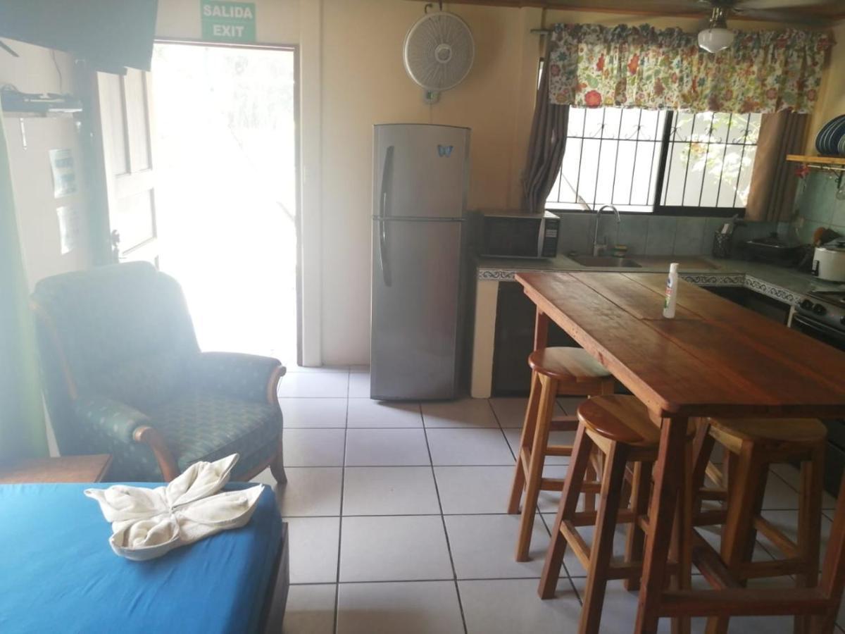 Cahuita Lodge Экстерьер фото