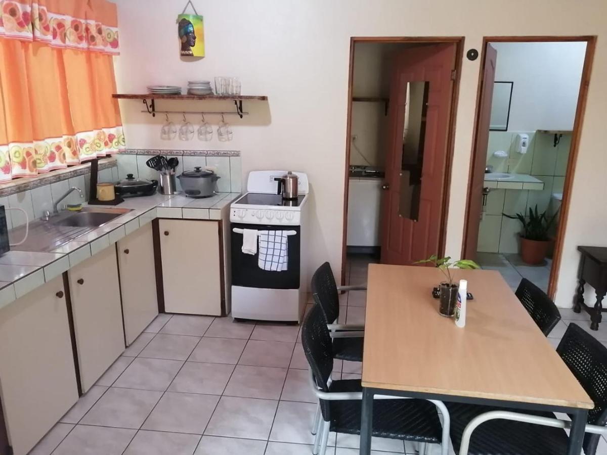 Cahuita Lodge Экстерьер фото