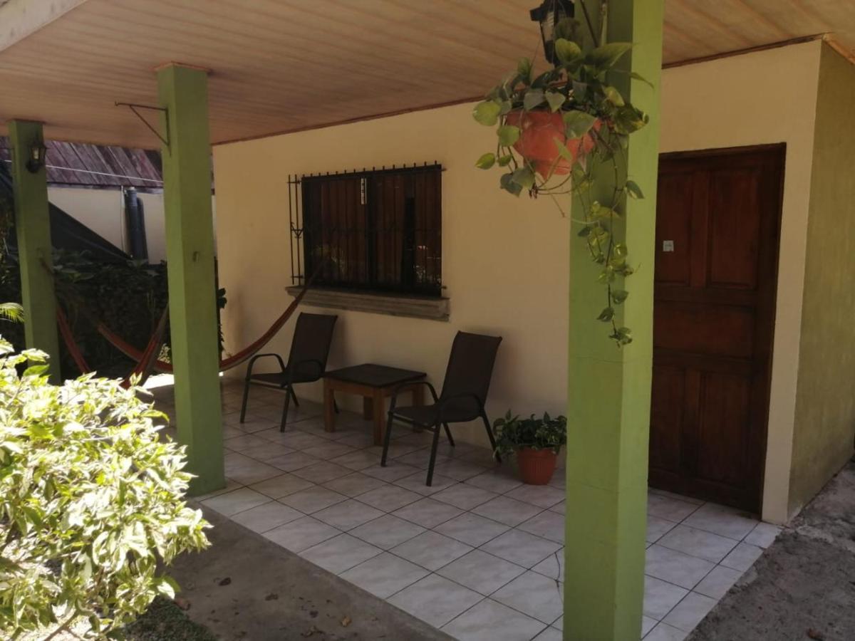 Cahuita Lodge Экстерьер фото