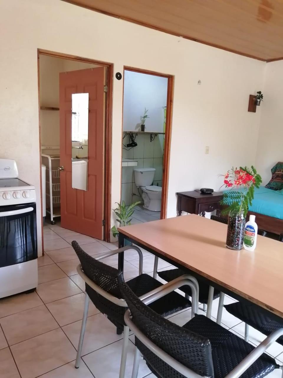 Cahuita Lodge Экстерьер фото