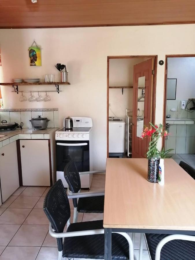 Cahuita Lodge Экстерьер фото