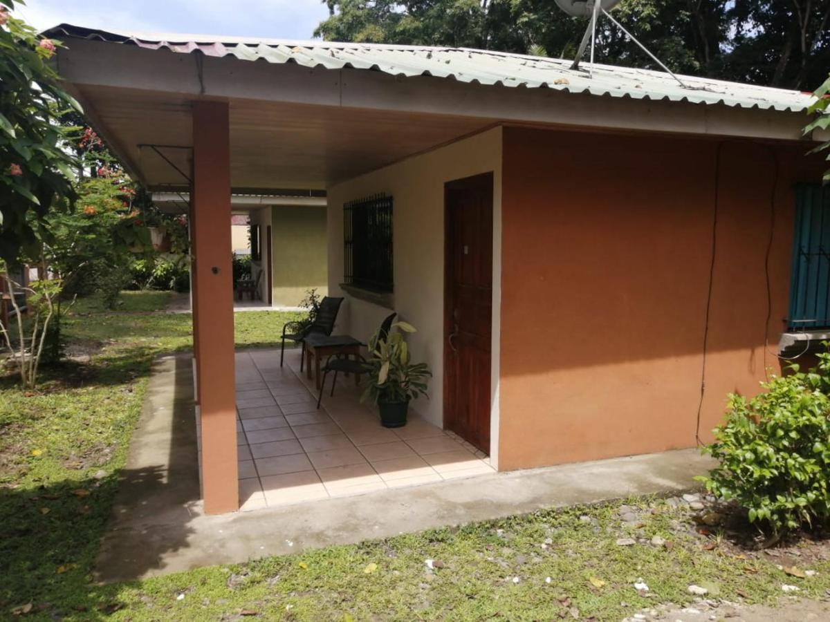 Cahuita Lodge Экстерьер фото