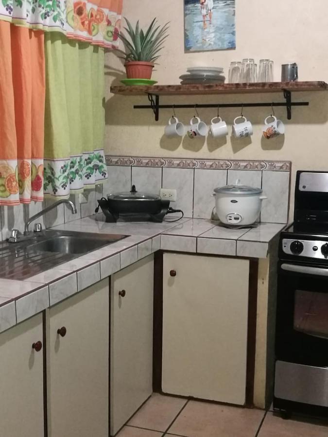 Cahuita Lodge Экстерьер фото